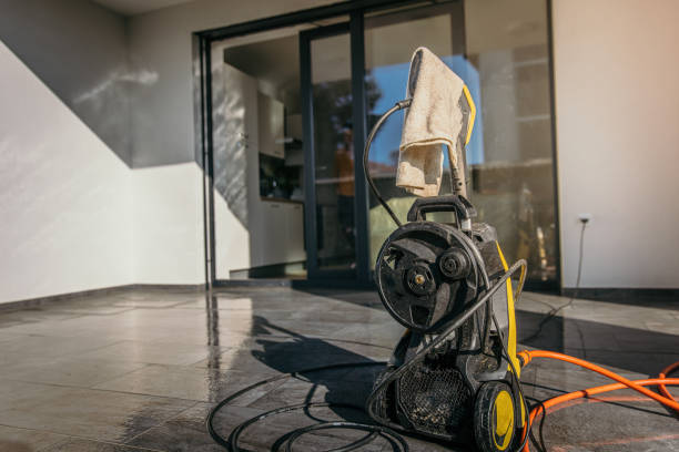 Best Pool Deck Cleaning  in Riverdale, CA